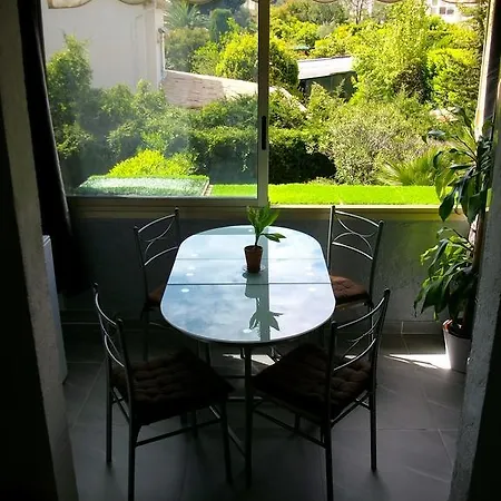 Des Basses Breguieres Apartment Antibes
