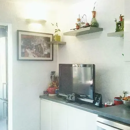 Des Basses Breguieres Apartment *